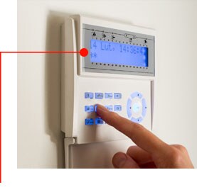 Imagen de un teclado de entrada y un panel de visualización
